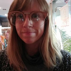 Meet your Posher, Briana